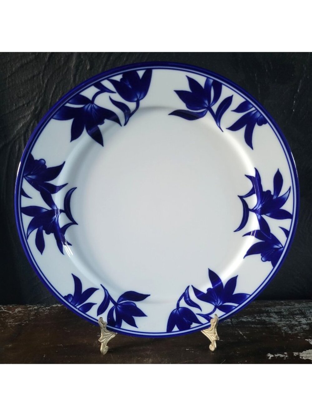Pier 1 Ming Cobalt Blue Floral Porcelain Dinner Plate Blue and White Plate